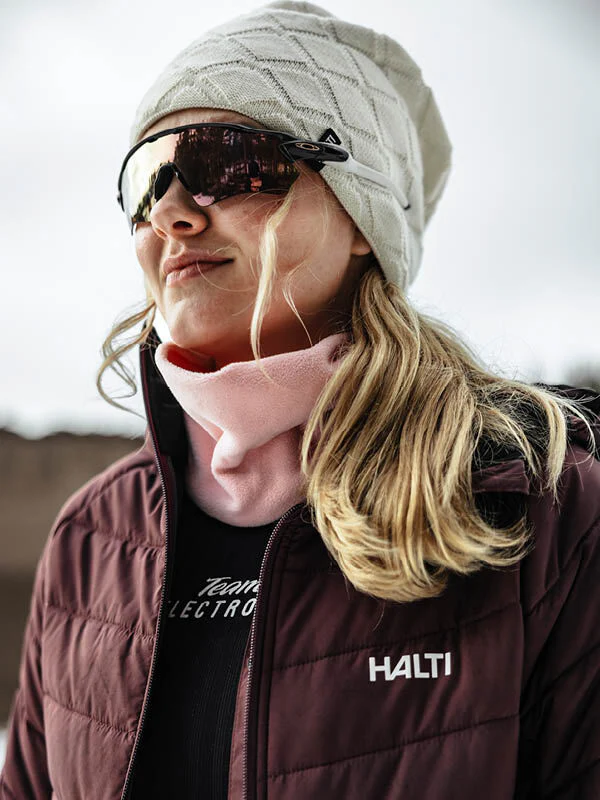 Crostie Merino Beanie - Image 9