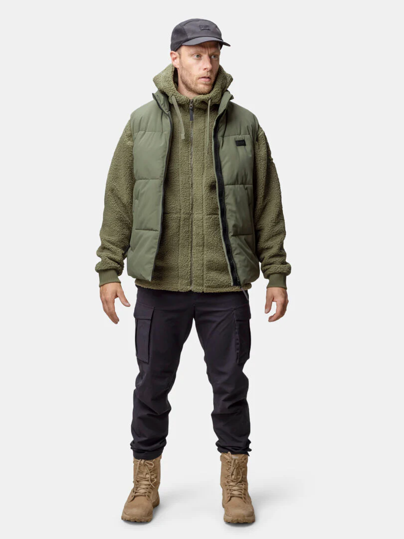 Penger Classic Puffer Vest Men's - Image 12